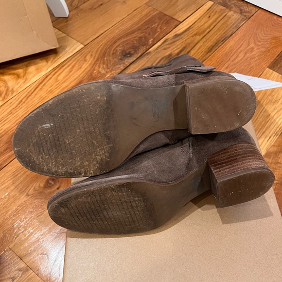 UGG Suede Boots | Truffle | Size 8.5m - Picture 3 of 14